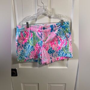 Lilly Pulitzer size 14 Callahan shorts in Let’s Cha Cha